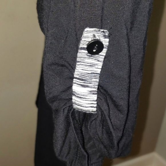 Dept 222 Black White ¾ Sleeve Top 2XL Open Back Detail - Picture 4 of 7